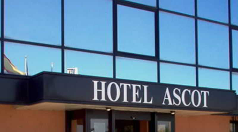 Hotel Ascot Binasco Exteriér fotografie